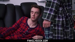 Familydick – grandpa fucks his darling twink on christmas eve