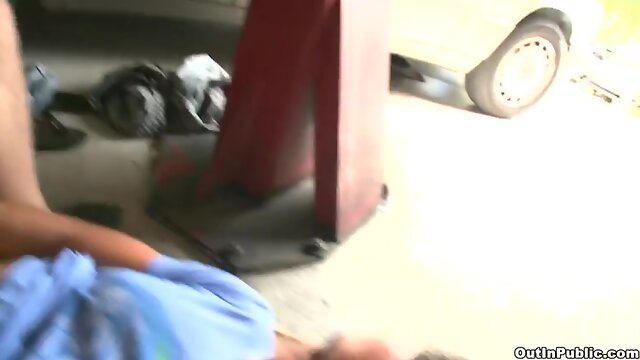 Guys fuck in mechanic shop