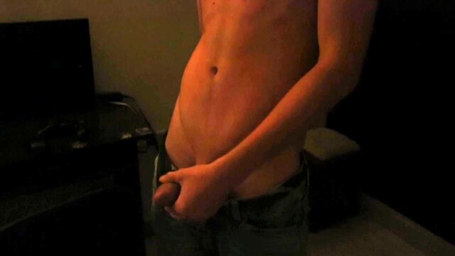 Man masturbates in the dark until climax