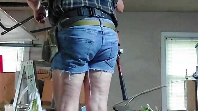 Fixing garage door to catch a voyager