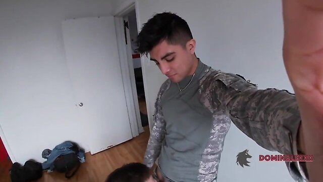 Meu namorado militar chegou pra me fuder visit