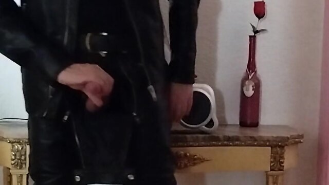 Leather crafting expertise