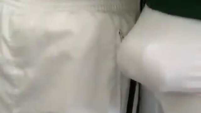 Athletic guys in amateur porn