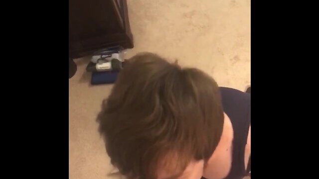 Crossdressed teenager giving bj takes hot load on his face