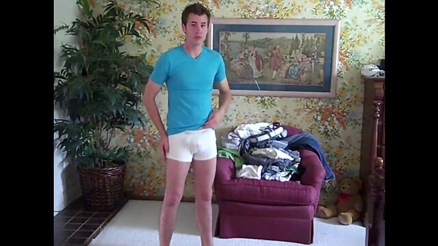 Tricked underclothes model-xad