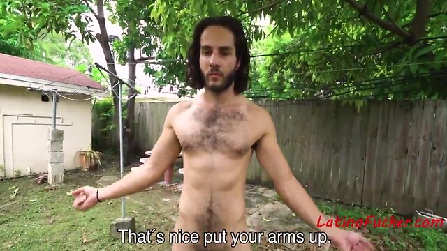 Ripped hunk rides a chubby latin pecker in the backyard for cash