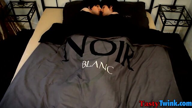 Teenage men wake up in the middle of the night for hot 69